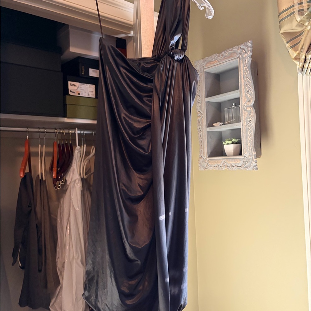 Poleci Black One Shoulder Dress